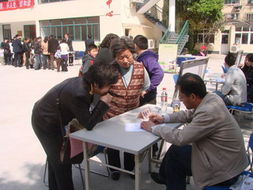 服務社區居民，奉獻上海世博——零陵中學積極開展教育咨詢和招生面試工作